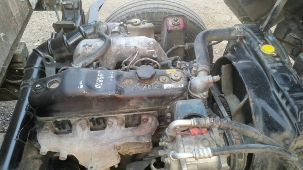 สีล้อ อีชุซุ NKR88ปี37รถห้าง ป้ายเล็กไม่ติดเวลา สภาพดีสวยเดิมๆพร้อมใช้ ทะเบียนป้ายเล็กไม่ติดเวลา พร้อมโอน ราคา 225,000บ รถห้างแท้