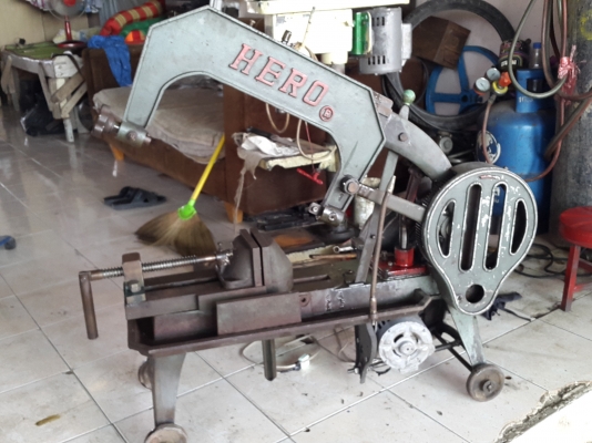 แท่นเลื่อย HERO พร้อมใช้งาน มอเตอร์มิตซู 220 V.  7,500