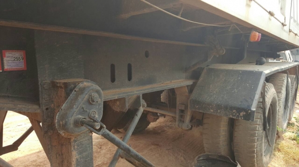 ขาย 10 ล้อหัวลาก ISUZU เครื่อง 360 แรงม้า พร้อมหางเซมิดั้ม 3 เพลา ยาว 9 เมตร เอกสารเล่มทะเบียนพร้อมโอน ขาย 10 ล้อหัวลาก ISUZU เครื่อง 360 แรงม้า พร้อมหางเซมิดั้ม 3 เพลา ยาว 9 เมตร เอกสารเล่มทะเบียนพร้อมโอน