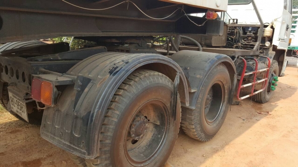 ขาย 10 ล้อหัวลาก ISUZU เครื่อง 360 แรงม้า พร้อมหางเซมิดั้ม 3 เพลา ยาว 9 เมตร เอกสารเล่มทะเบียนพร้อมโอน ขาย 10 ล้อหัวลาก ISUZU เครื่อง 360 แรงม้า พร้อมหางเซมิดั้ม 3 เพลา ยาว 9 เมตร เอกสารเล่มทะเบียนพร้อมโอน