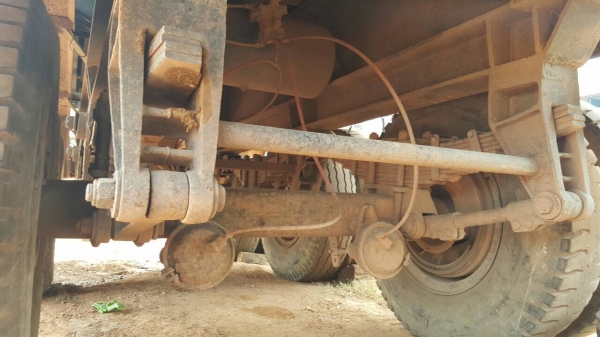 ขาย 10 ล้อหัวลาก ISUZU เครื่อง 360 แรงม้า พร้อมหางเซมิดั้ม 3 เพลา ยาว 9 เมตร เอกสารเล่มทะเบียนพร้อมโอน ขาย 10 ล้อหัวลาก ISUZU เครื่อง 360 แรงม้า พร้อมหางเซมิดั้ม 3 เพลา ยาว 9 เมตร เอกสารเล่มทะเบียนพร้อมโอน