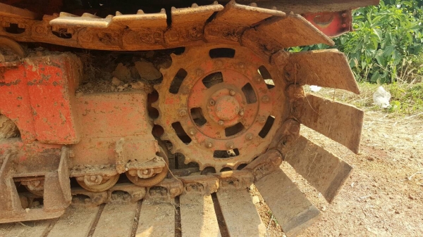 ขาย รถเกี่ยวข้าว ไอ้หนุ่มเจ้าพลัง เครื่อง 6HE1 195 แรงม้า ราคาต่อรองได้