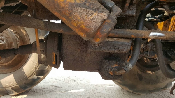 ขาย รถตัก KOMATSU JH30 รถใช้งานอยู่เป็นประจำ เครื่องดี เกียร์ดี ราคาต่อรองได้ครับ ขาย รถตัก KOMATSU JH30 รถใช้งานอยู่เป็นประจำ เครื่องดี เกียร์ดี ราคาต่อรองได้ครับ