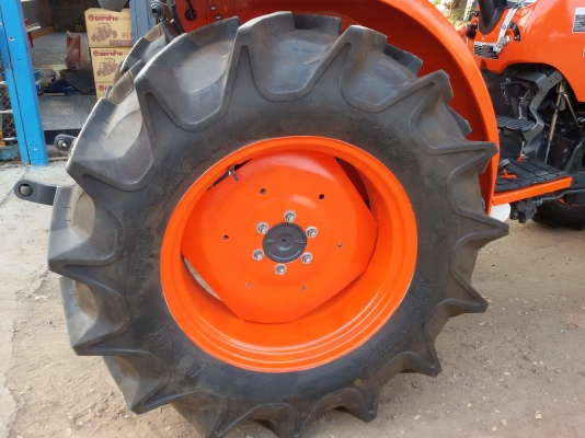 ปัญญาแทรคเตอร์..จัดมาให้ครับ ด่วน!!!คูโบต้า L4708 พร้อมเล่มทะเบียน ยางใหม่4เส้น สภาพพร้อมใช้