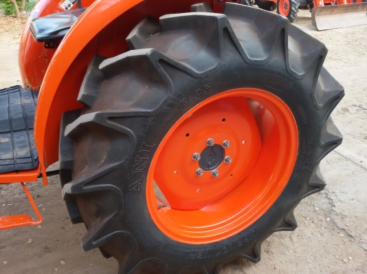 ปัญญาแทรคเตอร์..จัดมาให้ครับ ด่วน!!!คูโบต้า L4708 พร้อมเล่มทะเบียน ยางใหม่4เส้น สภาพพร้อมใช้