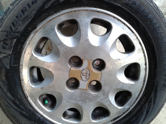 ขายล้อแม็กพร้อมยาง 185/65R14 ครบชุด 4 วง