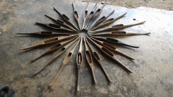 กระสวย ทอผ้ายุคเก่า มี 22 ตัว ปล่อยรวมเลย 1299 ส่งฟรี