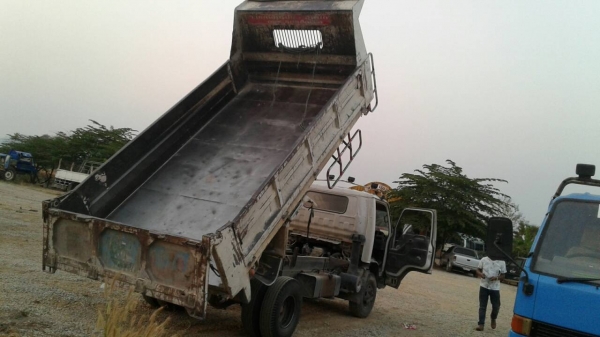 ขายด่วยรถ6ล้อดี้ม NQRเครือง150แรงปี51ดั้มยาว4.20.มรถสวย