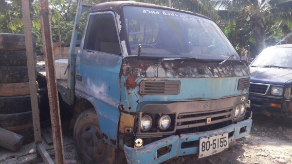 6ล้อKS 85แรง..กระบะเปิดข้าง รถดิมๆ เล่มพร้อม