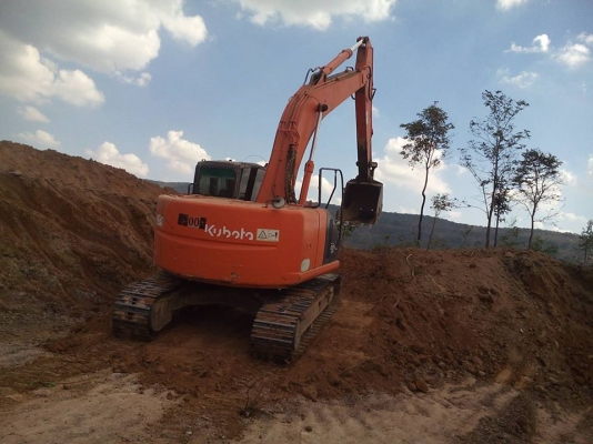 ขายรถขุดแบ็คโค เก่านอก hitachi ZX200-1 เอกสารใบอินวอยซ์ พร้อมใช้งาน เครื่องแน่น เดิมสวย ขายรถขุดแบ็คโค เก่านอก hitachi ZX200-1 เอกสารใบอินวอยซ์ พร้อมใช้งาน เครื่องแน่น เดิมสวย