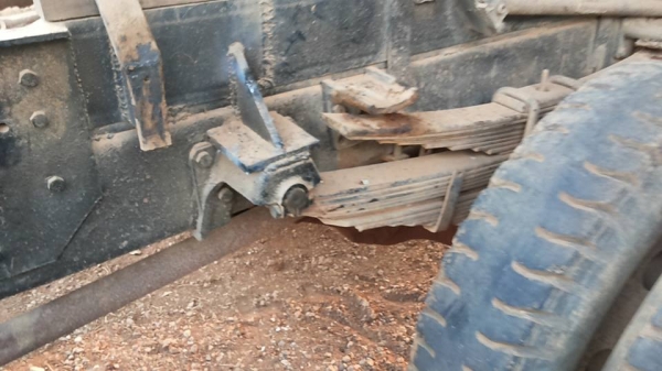 **269,000 บ.ต่อรอง/// 6ล้อดั้มดิน ISUZU TX-145 หัวยาว เครื่องเดิม เกียร์J 7เกียร์ถอย ช่วงล่างใหญ่ เฟืองท้าย FUSO (10ล้อ) คัสซีสวย หัวเก๋งดี พ.พาวเวอร์ เบรคลม แอร์หนาว ดั้มเหล็ก5ตัน3.80ม.ยิงหลัง ยาง900/20 สภาพ70\% พร้อมใช้ เล่มทะเบียน ภาษีเต็ม **ขาย ISUZU T