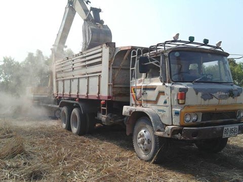 ขายรถดัมพ์ดิน2เพลา HINO KT725 168สโลว์เดิม แชชซีสวย พร้อมวิ่งงาน กระบะดี เอกสารเล่มทะเบียนพร้อมโอน ขายรถดัมพ์ดิน2เพลา HINO KT725 168สโลว์เดิม แชชซีสวย พร้อมวิ่งงาน กระบะดี เอกสารเล่มทะเบียนพร้อมโอน