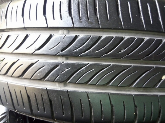 ยาง 185-60-15 เกือบป้ายแดง ถอดจากยาริส 4500 บาท ยาง 185-60-15 เกือบป้ายแดง ถอดจากยาริส 4500 บาท