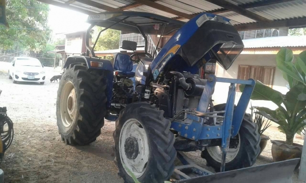 รถไถฟอร์ดนิวฮอลแลนด์ TT55 รถไถฟอร์ดนิวฮอลแลนด์ TT55