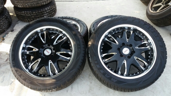 แม็กพร้อมยางขอบ 20 พร้อมยาง