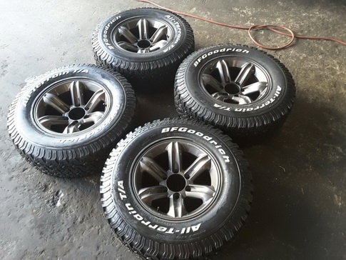 Max + BF All USA. 265/70/16 ปี11 สวยๆ 1ชุด