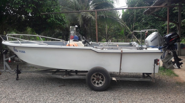 ขายเรือ 16 ฟุต พร้อมทะเบียน เครื่อง honda 50 โฟร์ / suzuki 6 hp โฟร์