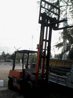 ขายโฟล์คลิฟ โตโยต้า ยกได้4 ตัน. ขายไม่แพง ขายโฟล์คลิฟ โตโยต้า ยกได้4 ตัน. ขายไม่แพง