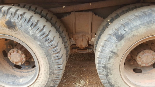 ขาย 10 ล้อ 2 เพลาดั้ม HINO KT725 วางเครื่อง HO7D 195 แรงม้า คัสซีมีรอยเชื่อมด้านขวา เบรคทิฟฟี่ พวงมาลัยพาวเวอร์ ทะเบียนพร้อมโอนครับ