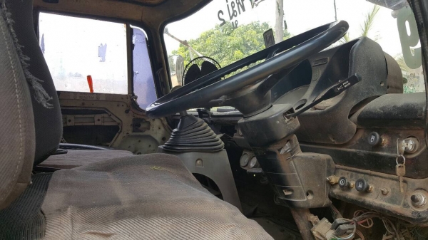 ขาย 10 ล้อ 2 เพลาดั้ม HINO KT725 วางเครื่อง HO7D 195 แรงม้า คัสซีมีรอยเชื่อมด้านขวา เบรคทิฟฟี่ พวงมาลัยพาวเวอร์ ทะเบียนพร้อมโอนครับ