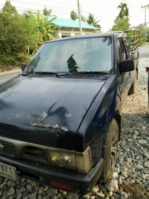 ขายรถกระบะนิสสันบิ๊กเอ็ม