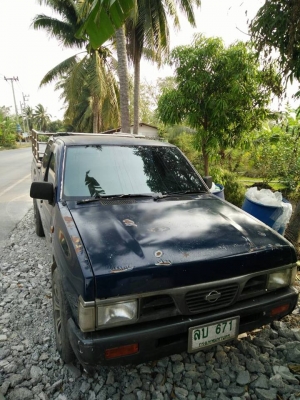 ขายรถกระบะนิสสันบิ๊กเอ็ม