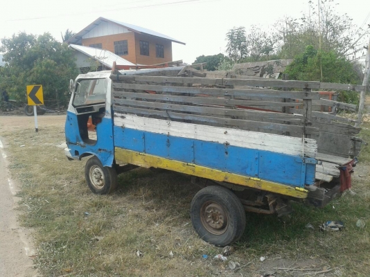 ขายอีแต๋นถูกๆ เครื่องยันมาร์ 10.5 แรงม้า ขายตามสภาพครับ ขายอีแต๋นถูกๆ เครื่องยันมาร์ 10.5 แรงม้า ขายตามสภาพครับ