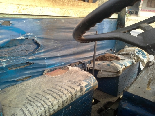 ขายอีแต๋นถูกๆ เครื่องยันมาร์ 10.5 แรงม้า ขายตามสภาพครับ ขายอีแต๋นถูกๆ เครื่องยันมาร์ 10.5 แรงม้า ขายตามสภาพครับ