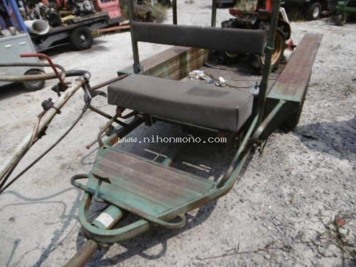 รถขนสินค้า YANMAR   YT400 รหัสสินค้า : 80903619 ติดต่อ Tel.086-8150487 www.nihonmono.com