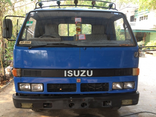 ISUZU 115 NPR 59 ห้างแท้ น๊อต6 เครื่อง 110 4BE ยาว4.5