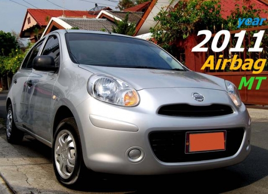 รถมือเดียวNissan March(S)สีเงิน2011เกียร์ธรรมดา AIRBAGรุ่นประหยัดที่สุดครับฺBook 235000