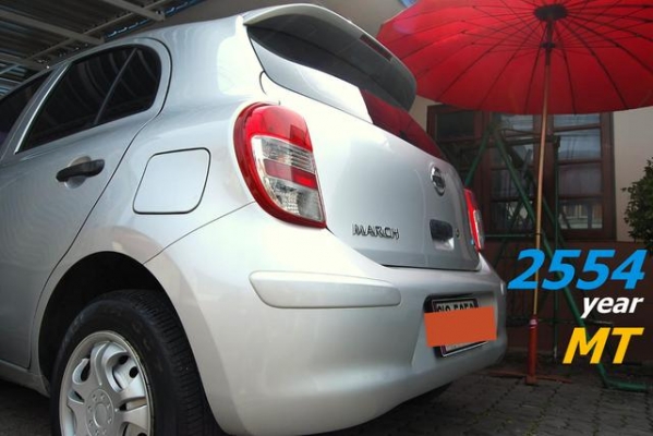 รถมือเดียวNissan March(S)สีเงิน2011เกียร์ธรรมดา AIRBAGรุ่นประหยัดที่สุดครับฺBook 235000