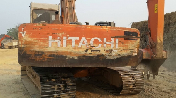 Ex200-1 จอมอึดพร้อมใช้งาน