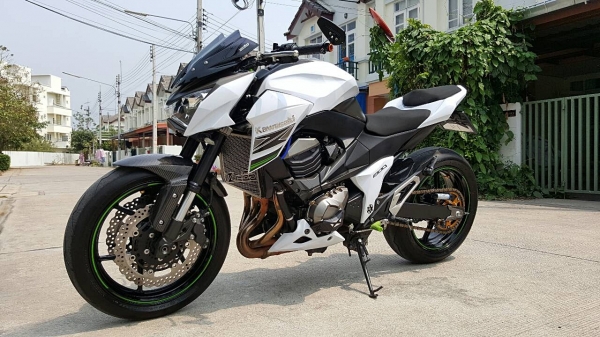ขาย Kawasaki z800 ปี 2014 วิ่งน้อย สภาพดีมาก หล่อๆ พร้อมขับ