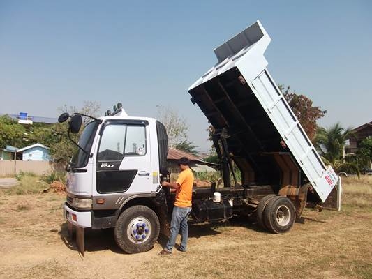 ฝากขาย 6 ล้อดั้มฮีโน่ FC4J  140แรง ขอขอบคุณครับ