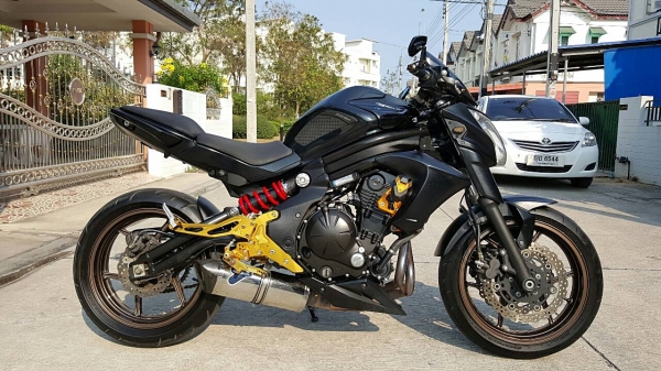 ขาย kawasaki er650 ปี2013 สวยใส พร้อมใช้ แต่งเพียบ ราคาเบาๆ