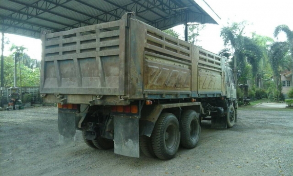 Hino 195แรง ดั้ม