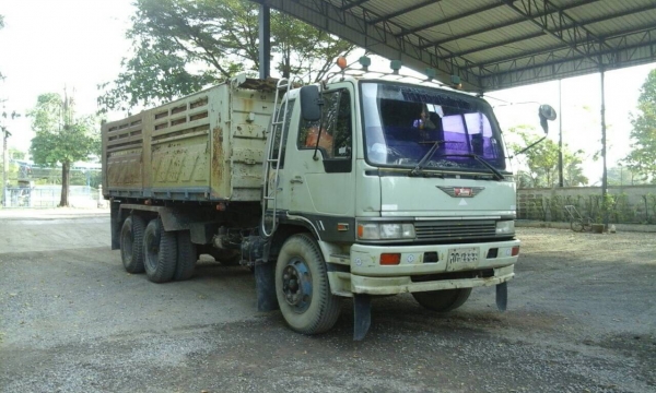 Hino 195แรง ดั้ม