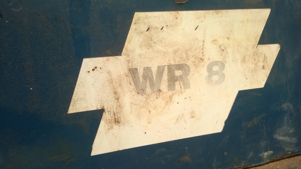 รถตักล้อยาง KOMATSU WR8