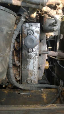 รถตักล้อยาง KOMATSU WR8