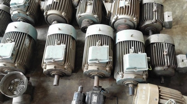 ** เหลือ 2 ตัว ** มอเตอร์ VEM Made in Germany รุ่นหนัก 10 HP 380V รอบ 725/1450 RPM วิ่งเงียบทุกตัวมาเทสก่อนได้!!