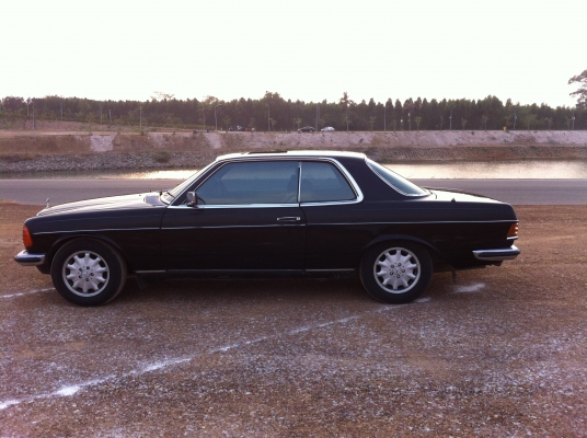 benzสปอต2ประตูทะเบียนสวย w123 280ce ซันลูป ระบบไฟฟ้าทั้งคัน เครื่อง1jzติดแก็สLPGหัวฉีดพร้อมใช้