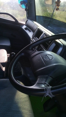 ขายดาวน์  250000 บาท 16ล้อครับ เมก้าซีรี 500