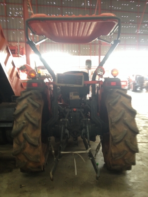 ขายรถแทรกเตอร์มือสอง