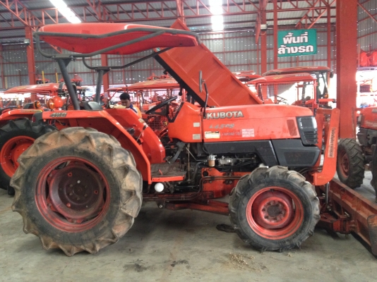 ขายรถแทรกเตอร์มือสอง