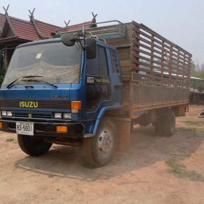 ขายรถ6ล้อ อีซูซุ frr