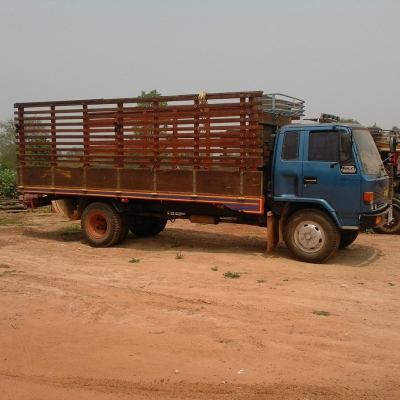 ขายรถ6ล้อ อีซูซุ frr