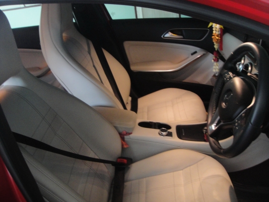 ขายรถยนต์ Benz A180 สีแดง ปี13 รถใช้มา18เดือน ค้างงวด 30 เดือน เดือนละ 25,344 บาท ผ่อนต่อได้ (ไม่ให้ป้ายประมูล) ติดต่อ 087-0969823,0909919333