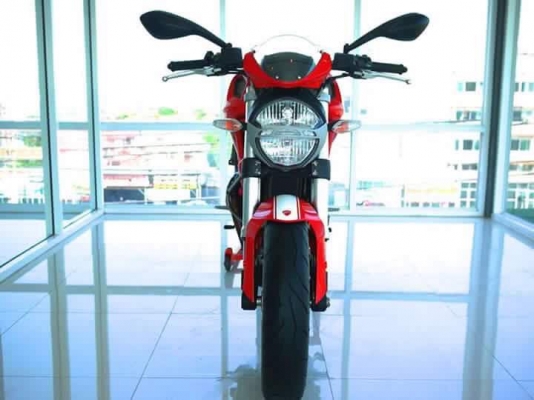ขาย Ducati Monster 796 รถศูนย์ปลายปี 2014 รถมือเดียว สภาพนางฟ้า สีเดิมทั้งคัน ไม่ล้ม ไม่ชน ไม่แปะ