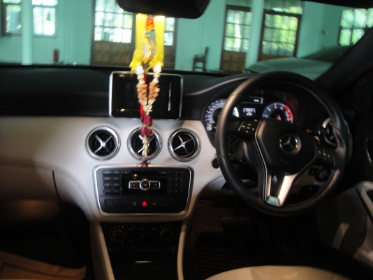 ขายรถยนต์ Benz A180 สีแดง ปี13 ขาย1,200,000บาท หรือผ่อนต่อ 30 งวด เดือนละ 25,344 บาท (ไม่ให้ป้ายประมูล) ติดต่อ 087-0969823,0909919333 ขายรถยนต์ Benz A180 สีแดง ปี13 ขาย1,200,000บาท หรือผ่อนต่อ 30 งวด เดือนละ 25,344 บาท (ไม่ให้ป้ายประมูล) ติดต่อ 087-0969823,0909919333